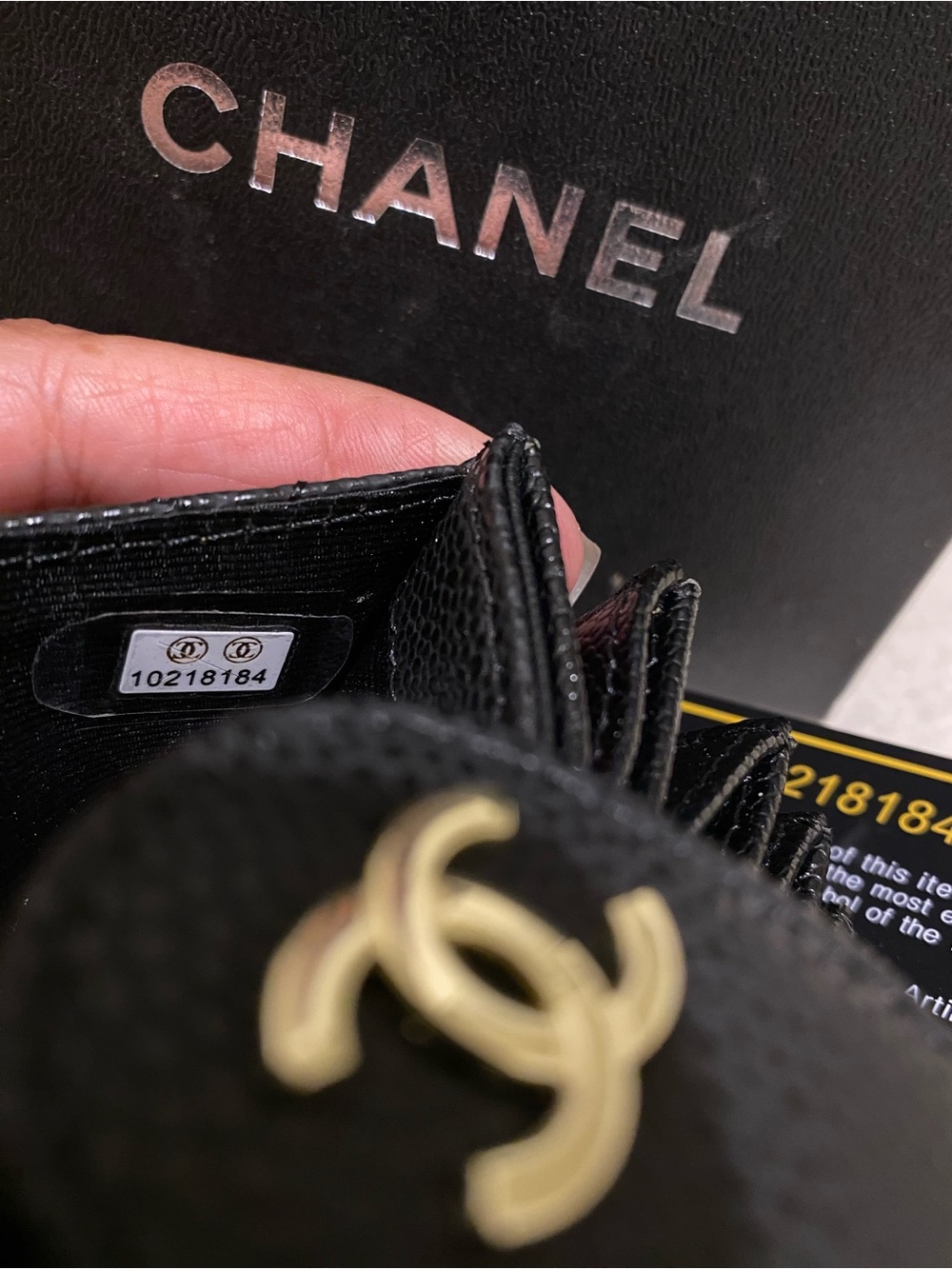 CHANEL Accordion Card Wallet - Picture 2 of 6